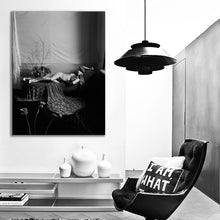 Load image into Gallery viewer, #708BW Kate Moss
