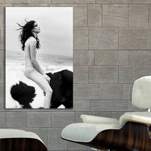Load image into Gallery viewer, #036BW Kendall Jenner
