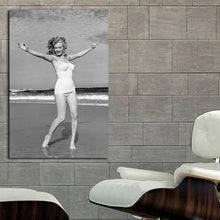 Load image into Gallery viewer, #135 Marilyn Monroe
