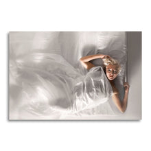 Load image into Gallery viewer, #077 Marilyn Monroe
