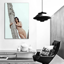 Load image into Gallery viewer, #009 Kendall Jenner
